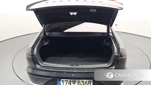 Hyundai Grandeur (GN7) id 2959079 из Кореи 11