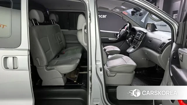Hyundai The New Grand Starex id 3753907 из Кореи 11