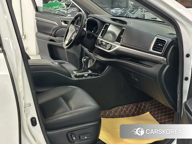 Toyota Highlander id 4374634 из Китая 11