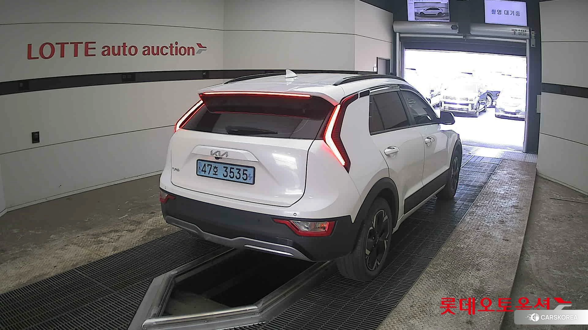 Kia Niro EV id 3881987 из Кореи 11