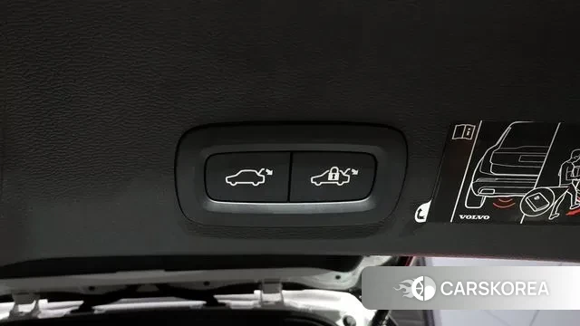 Volvo XC40 id 3044512 из Кореи 11