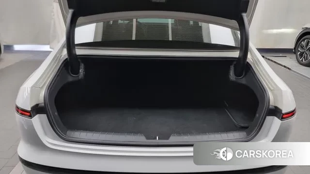 Hyundai Grandeur (GN7) id 2983972 из Кореи 11