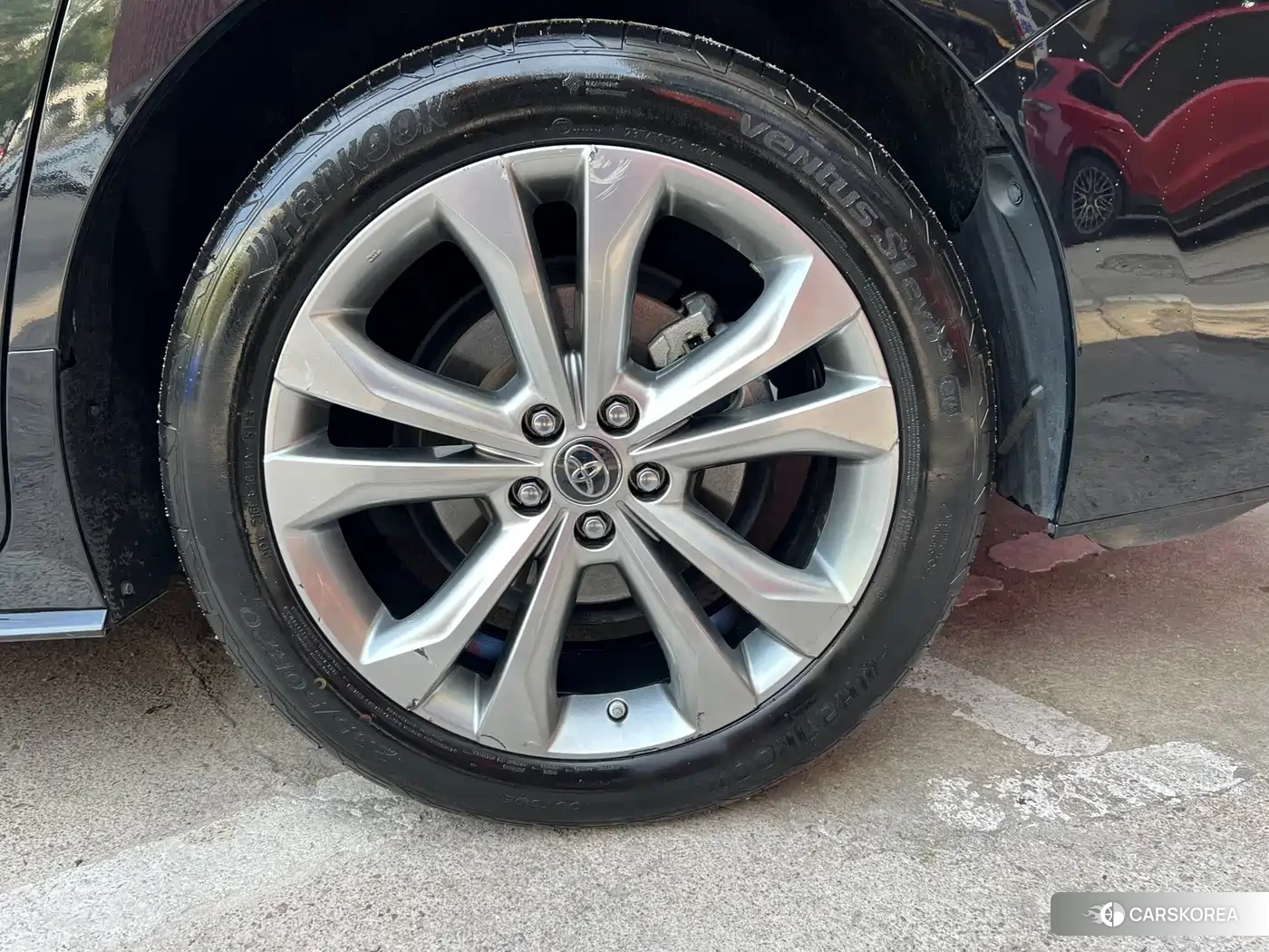 Toyota Sienna id 4644377 из Китая 11