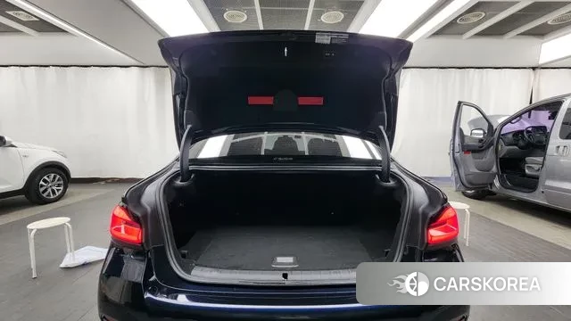 BMW 5 Series (G30) id 3467949 из Кореи 11