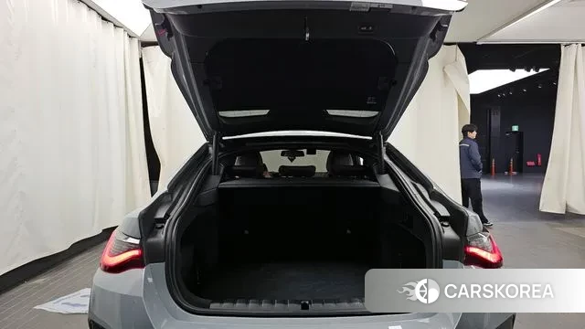 BMW i4 id 3472608 из Кореи 11