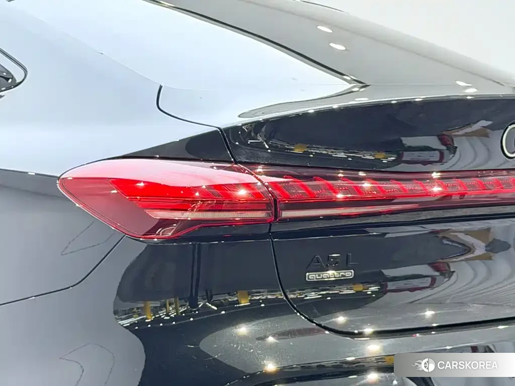 Audi A5L id 4629150 из Китая 11