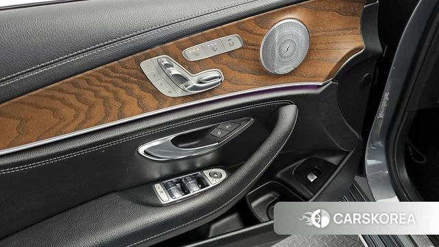 Mercedes-Benz E-Class W213 id 4304920 из Кореи 11