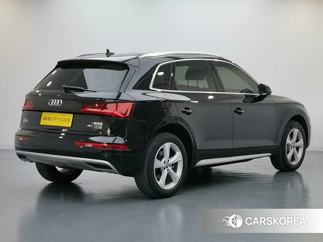 Audi Q5L id 4213181 из Китая 11