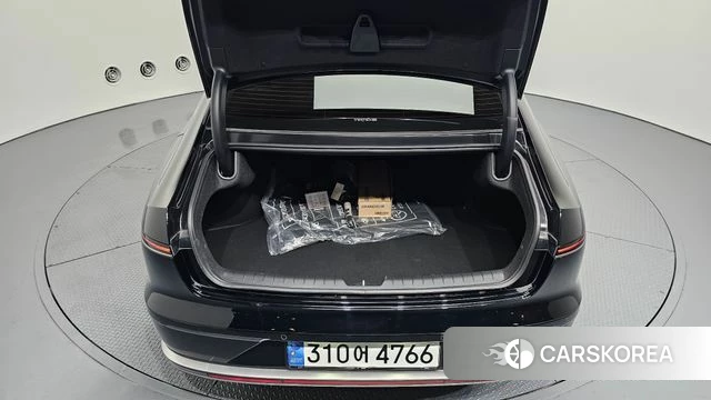 Hyundai Grandeur (GN7) id 3870275 из Кореи 11