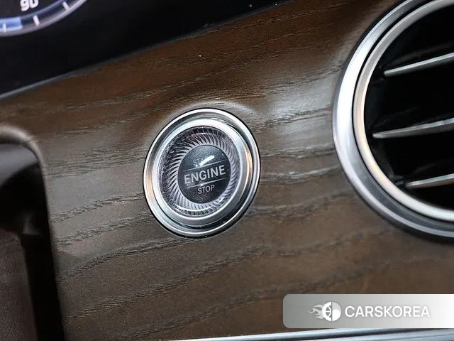 Mercedes-Benz E-Class W213 id 3656781 из Кореи 11