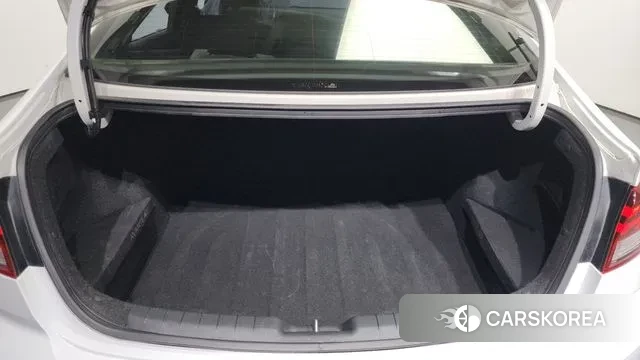 Hyundai The New Avante AD id 3060673 из Кореи 11