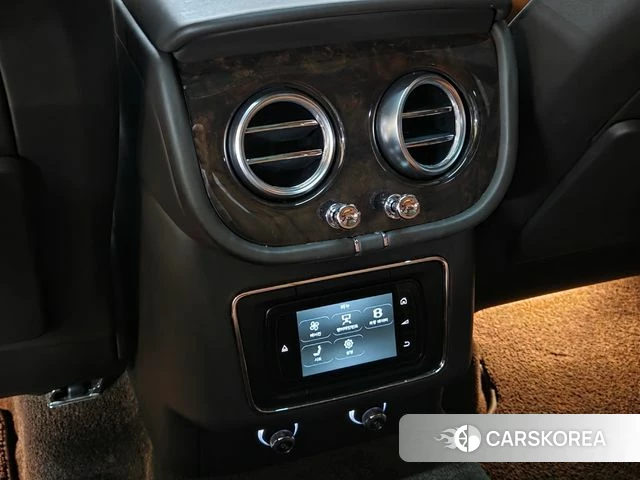 Bentley Bentayga id 4759618 из Кореи 10