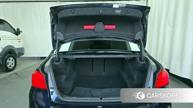 BMW 5 Series (G30) id 2986472 из Кореи 11