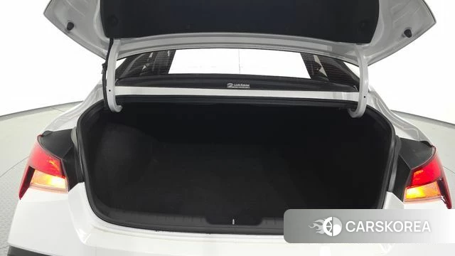 Hyundai The New Avante (CN7) id 4315076 из Кореи 11