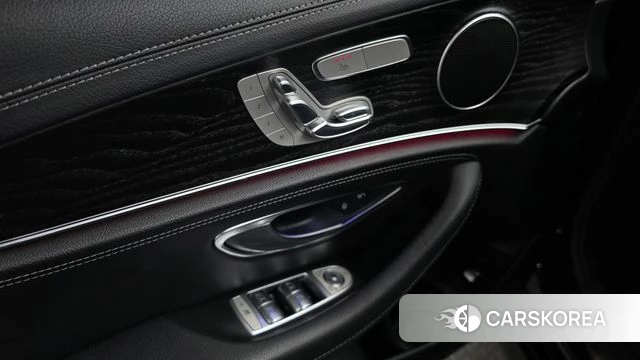 Mercedes-Benz E-Class W213 id 4758902 из Кореи 11