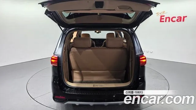 Kia The New Carnival id 2946046 из Кореи 11