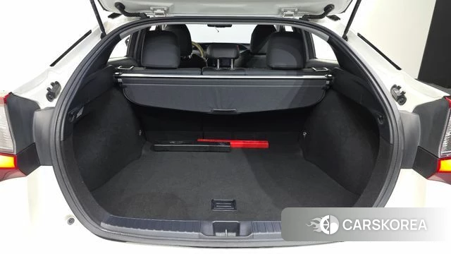 Toyota Prius 4th Generation id 4698576 из Кореи 11