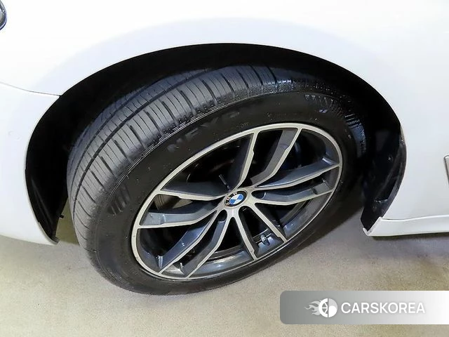 BMW 5 Series (G30) id 4542241 из Кореи 11