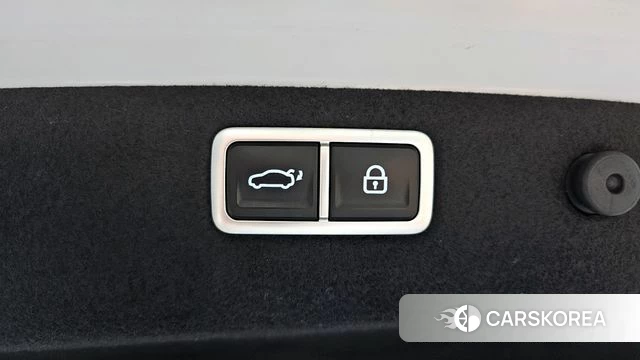 Genesis The New G70 id 3884912 из Кореи 11