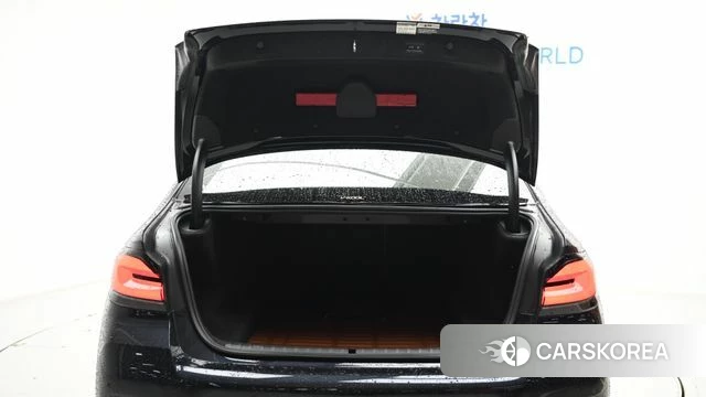 BMW 5 Series (G30) id 4401075 из Кореи 11