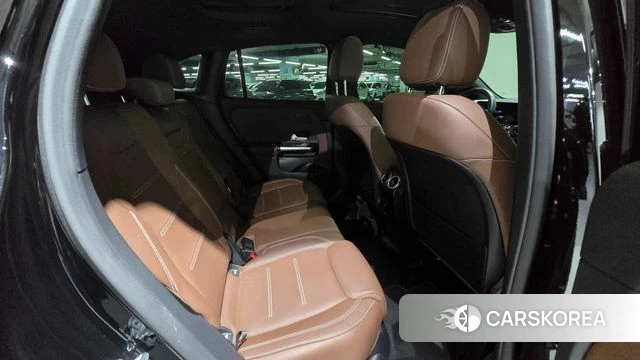 Mercedes-Benz GLA - Class H247 id 3877398 из Кореи 11