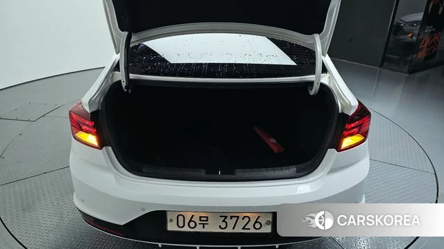 Hyundai The New Avante AD id 4356923 из Кореи 11