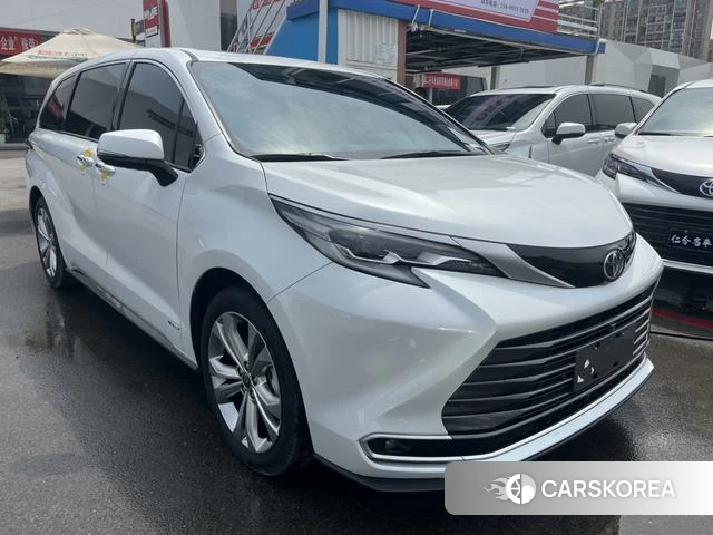 Toyota Saina id 3944878 из Китая 11