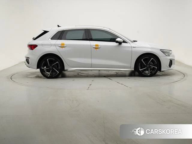 Audi A3 id 4257935 из Китая 11