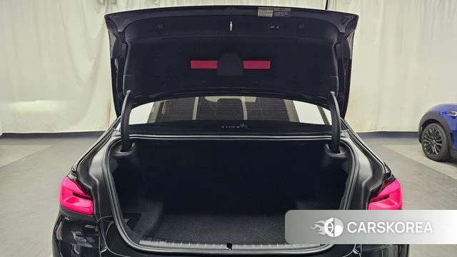 BMW 5 Series (G30) id 4682149 из Кореи 11