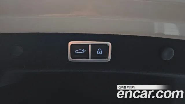 Hyundai Grandeur (GN7) id 2619371 из Кореи 11