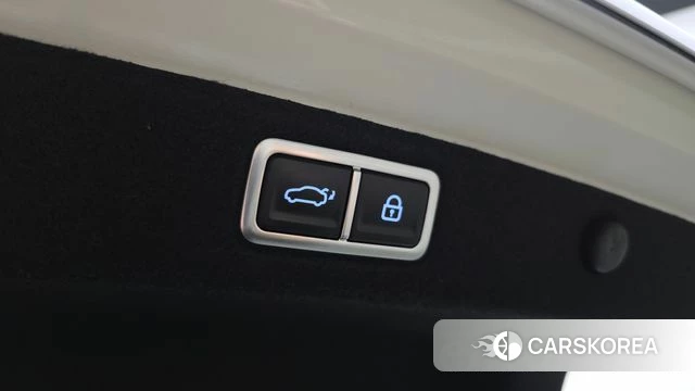 Hyundai Grandeur (GN7) id 3850582 из Кореи 11