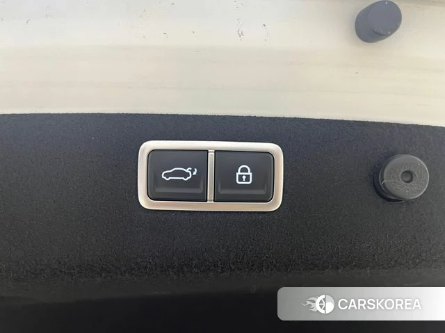 Genesis The New G70 id 4303299 из Кореи 11