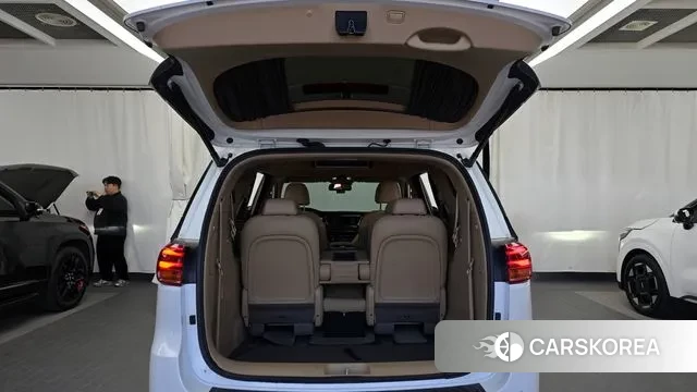 Kia The New Carnival id 3428811 из Кореи 11