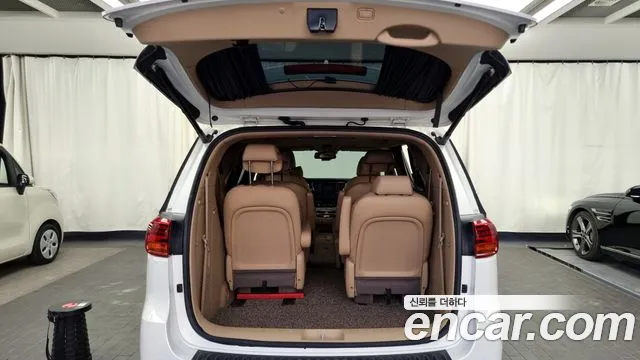 Kia The New Carnival id 2452214 из Кореи 11