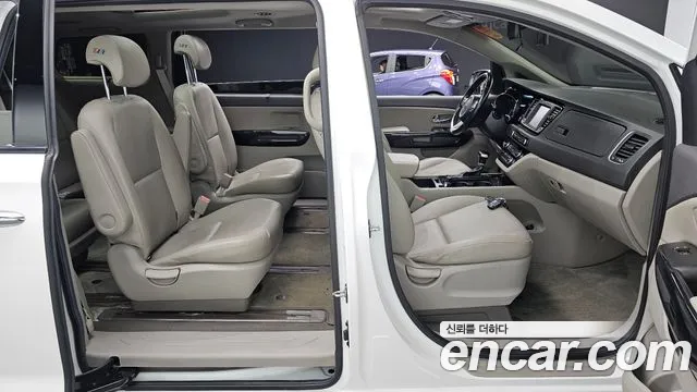 Kia All New Carnival id 2766315 из Кореи 11