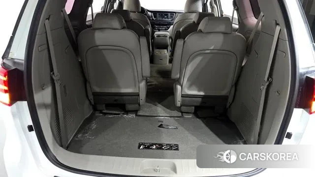 Kia The New Carnival id 3692797 из Кореи 11