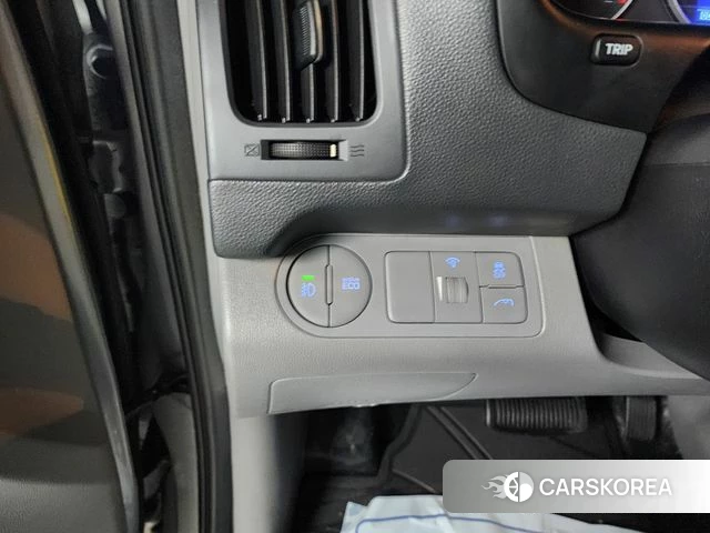 Hyundai The New Grand Starex id 4626275 из Кореи 11