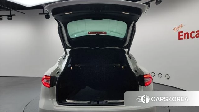 Maserati Levante id 3808290 из Кореи 11