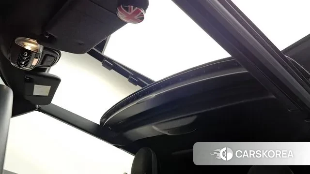 Mini Cooper S Convertible id 3296377 из Кореи 11