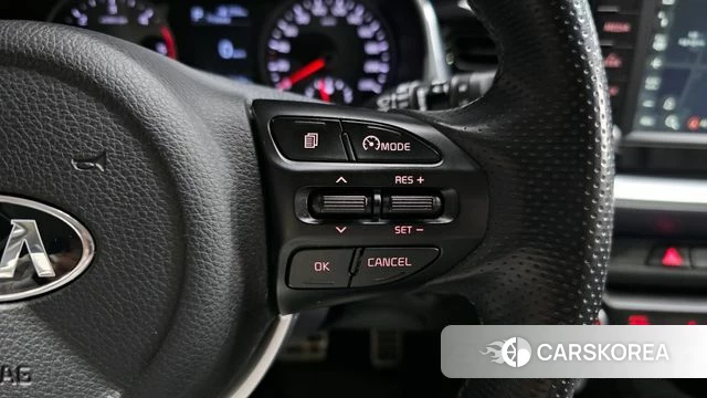 Kia Stonic id 3829113 из Кореи 11