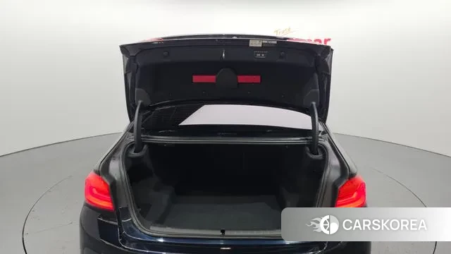 BMW 5 Series (G30) id 3692880 из Кореи 11