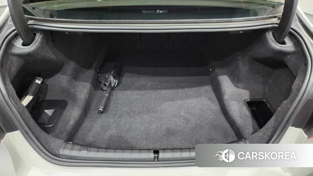 BMW 5 Series (G30) id 4416953 из Кореи 11
