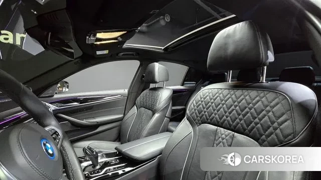 BMW 5 Series (G30) id 2916038 из Кореи 11