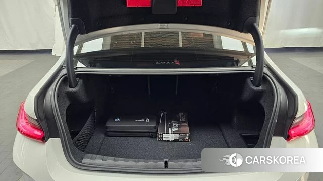 BMW 3 Series (G20) id 3896582 из Кореи 11