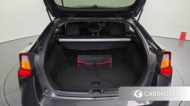 Toyota Prius 4th Generation id 4309391 из Кореи 11