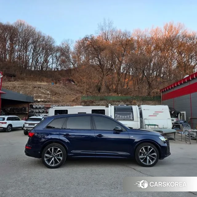 Audi Q7 (4M) id 3696291 из Кореи 11