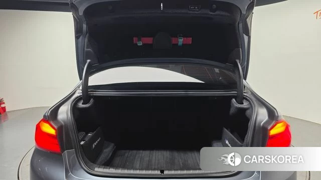 BMW 5 Series (G30) id 4684573 из Кореи 11