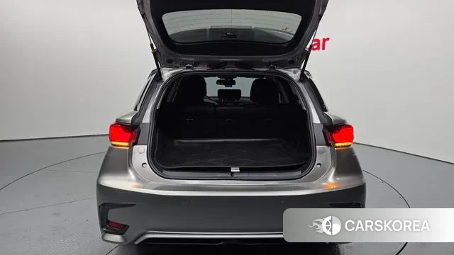 Lexus CT200h id 3672707 из Кореи 11