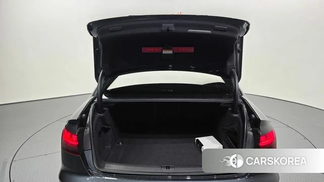 Audi A4 (B9) id 3898106 из Кореи 11