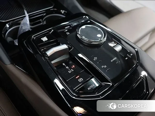 BMW 5 Series (G60) id 3476986 из Кореи 11